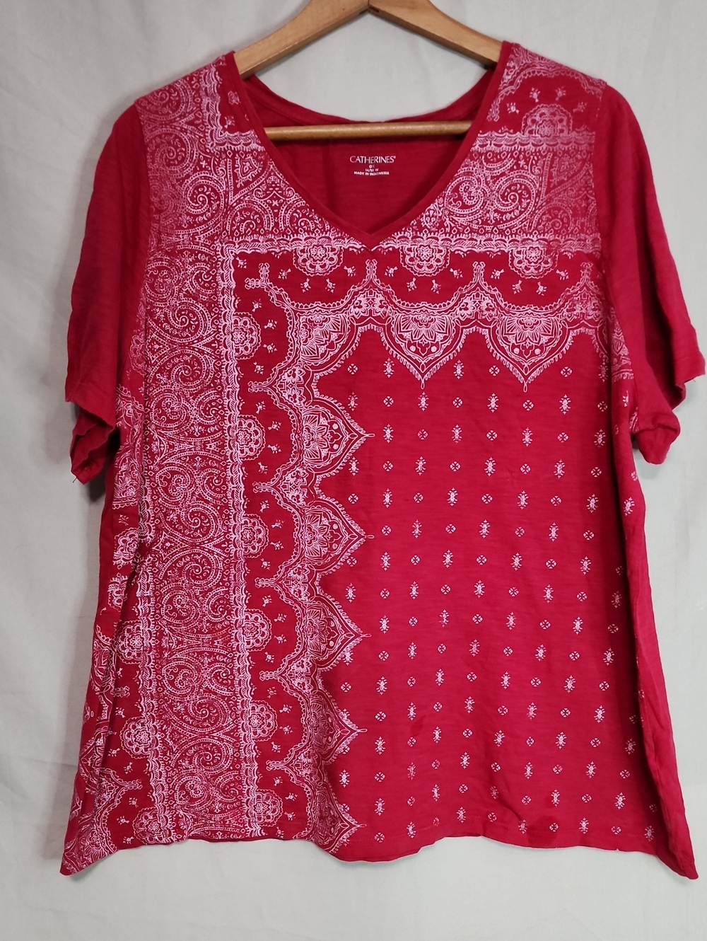 Catherines Red Bandana-Print V-Neck Short Sleeve Top